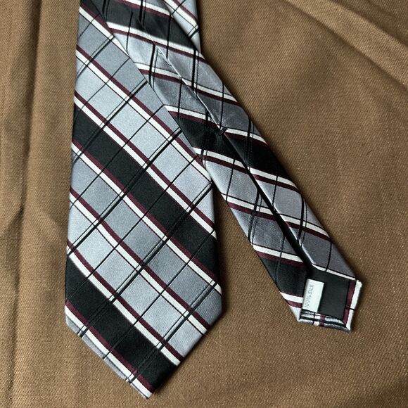 CORSINI Men's 7 Fold 100% Silk Tie Black Grey Burgundy Striped ~ Seven Fold Tie - Picture 8 of 11